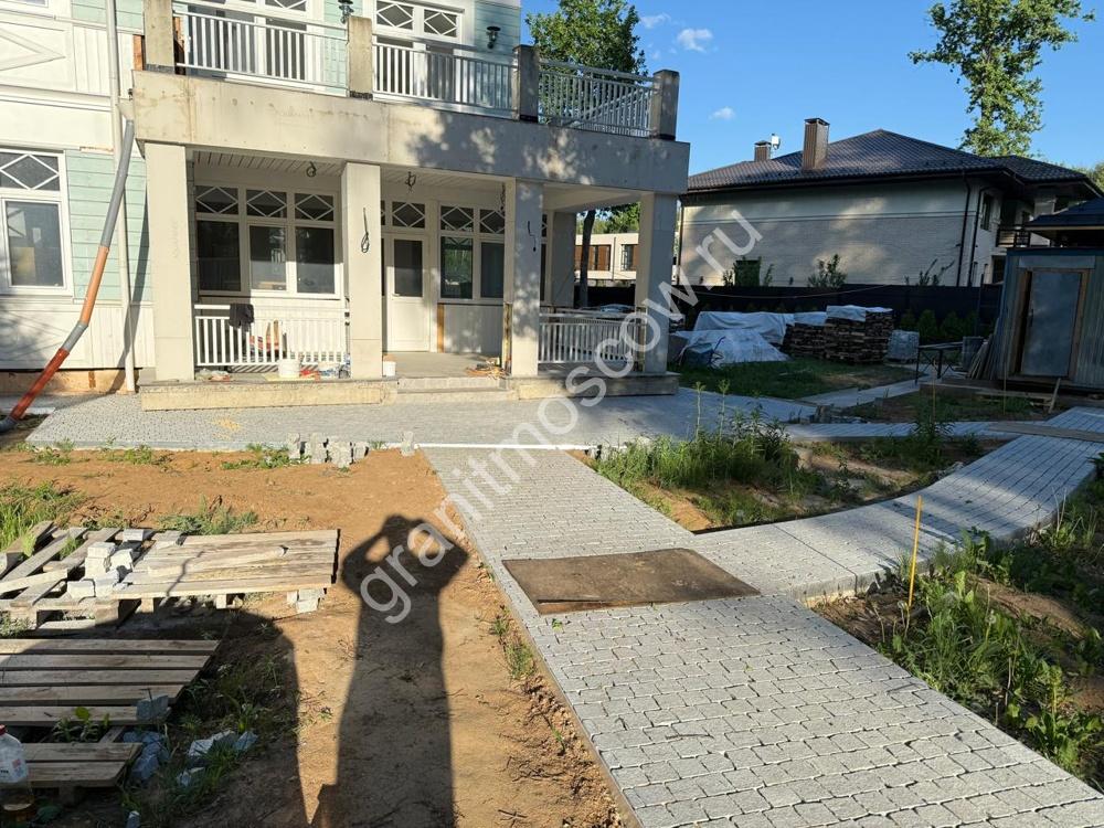 Гранитная брусчатка 100*100*50 мм, сибирский гранит