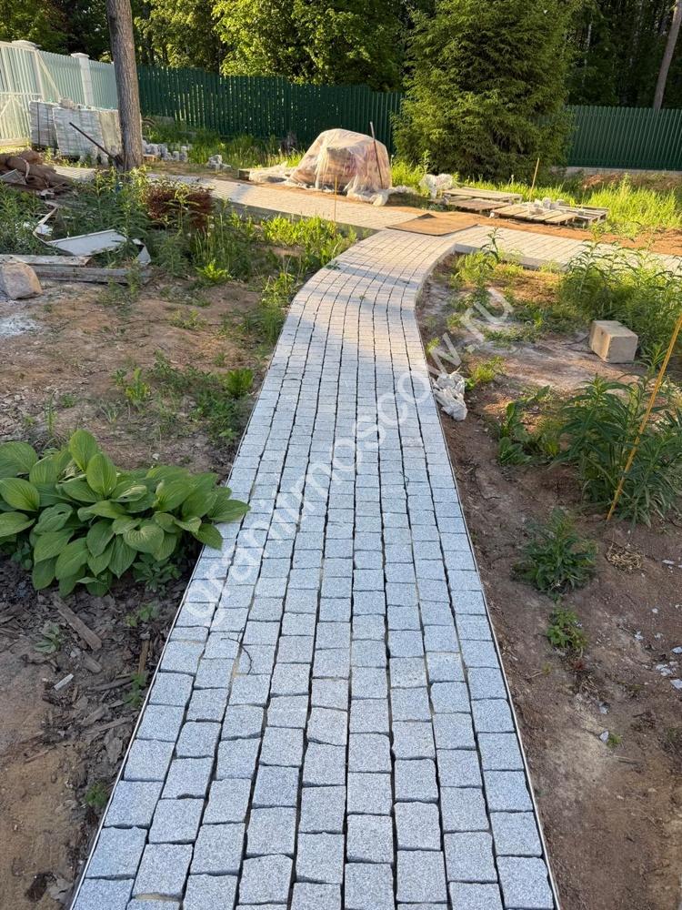 Гранитная брусчатка 100*100*50 мм, сибирский гранит